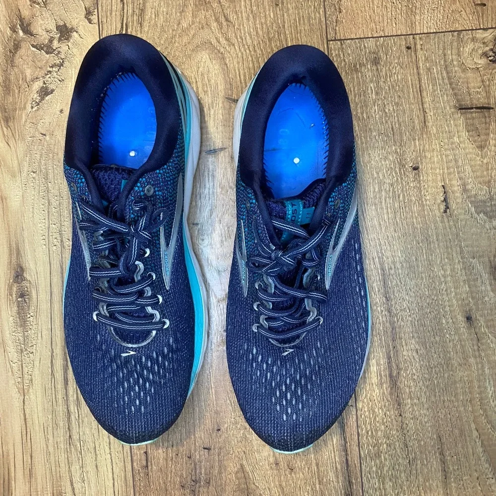 Brooks Ghost 11 women's running shoes in a blue and aqua colorway Size 11 - Picture 2 of 4